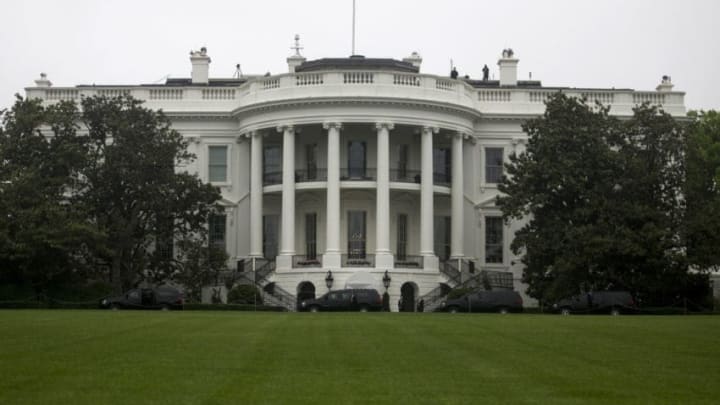 WASHINGTON, DC - MAY 13: (AFP-OUT) President Donald Trump's motorcade arrives at the White House on May 13, 2018 in Washington, D.C. (Photo by Zach Gibson/Getty Images)