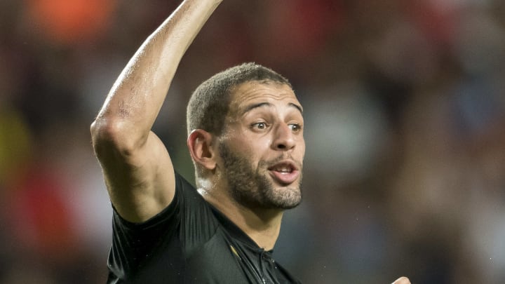 HONG KONG, HONG KONG – JULY 22: Leicester City FC forward Islam Slimani reacts during the Premier League Asia Trophy match between Liverpool FC and Leicester City FC at Hong Kong Stadium on July 22, 2017 in Hong Kong, Hong Kong. (Photo by Victor Fraile/Getty Images )