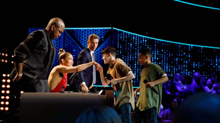 WORLD OF DANCE -- "World of Dance" -- Pictured: (l-r) NE-YO, Jennifer Lopez, Derek Hough, JJ & Joey -- (Photo by: Trae Patton/NBC)