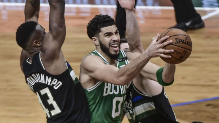 Celtics forward Jayson Tatum (0) looks for a shot : Benny Sieu-USA TODAY Sports