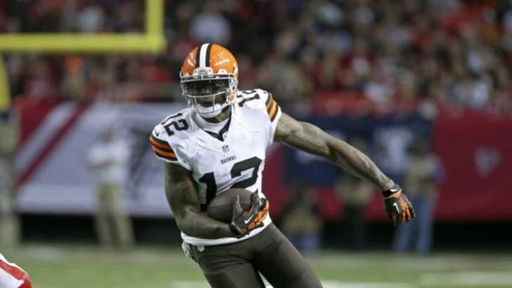 Nov 23, 2014; Atlanta, GA, USA; Cleveland Browns wide receiver Josh Gordon (12) runs after a catch in the fourth quarter of their game against the Atlanta Falcons at the Georgia Dome. The Browns won 26-24. Mandatory Credit: Jason Getz-USA TODAY Sports Nov 23, 2014; Atlanta, GA, USA; Cleveland Browns wide receiver Josh Gordon (12) runs after a catch in the fourth quarter of their game against the Atlanta Falcons at the Georgia Dome. The Browns won 26-24. Mandatory Credit: Jason Getz-USA TODAY Sports