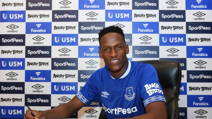 BARCELONA, SPAIN - AUGUST 09: Yerry Mina poses as a new Everton FC player on August 9, 2018 in Barcelona, Spain. (Photo by Everton FC/Everton FC via Getty Images)