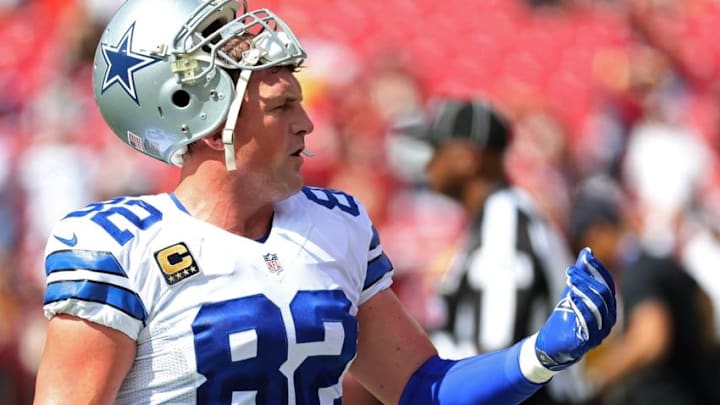 Sep 18, 2016; Landover, MD, USA; Dallas Cowboys tight end Jason Witten (82) stands on the field prior to the Cowboys