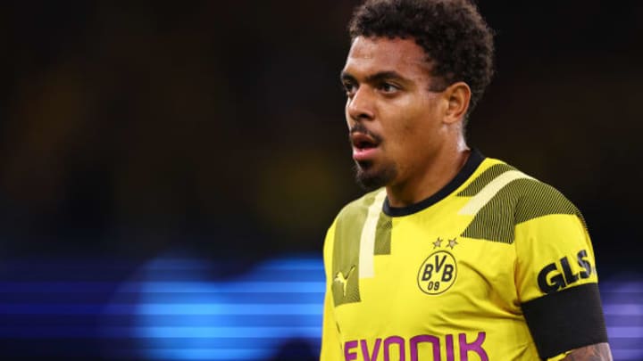 Donyell Malen of Borussia Dortmund