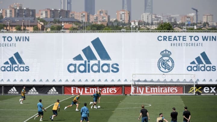 Real Madrid players attend a training session during Real Madrid's Media Open Day ahead of their UEFA Champions league final footbal match against Liverpool FC, in Madrid on May 22, 2018. (Photo by GABRIEL BOUYS / AFP) (Photo credit should read GABRIEL BOUYS/AFP/Getty Images)