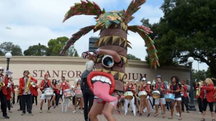 Sep 6, 2014; Stanford, CA, USA; Stanford Cardinal tree mascot performs during tailgate festivities before the game against the Southern California Trojans at Stanford Stadium. Mandatory Credit: Kirby Lee-USA TODAY Sports Sep 6, 2014; Stanford, CA, USA; Stanford Cardinal tree mascot performs during tailgate festivities before the game against the Southern California Trojans at Stanford Stadium. Mandatory Credit: Kirby Lee-USA TODAY Sports