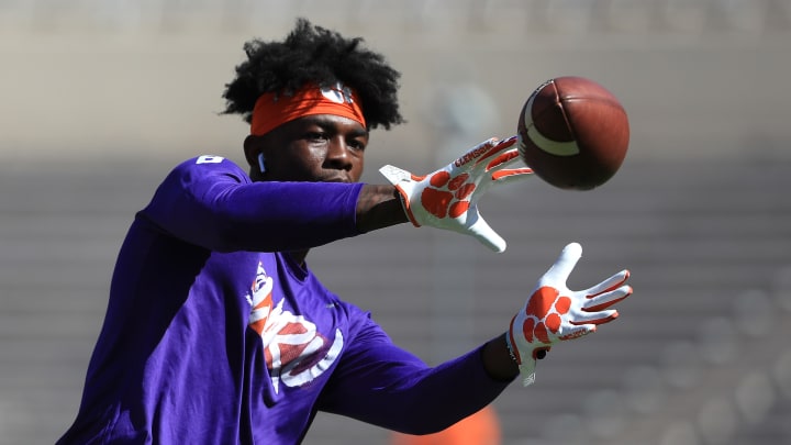 CLEMSON, SOUTH CAROLINA – OCTOBER 12: Justyn Ross #8 of the Clemson Tigers warms up before their game against the Florida State Seminoles at Memorial Stadium on October 12, 2019 in Clemson, South Carolina. (Photo by Streeter Lecka/Getty Images)