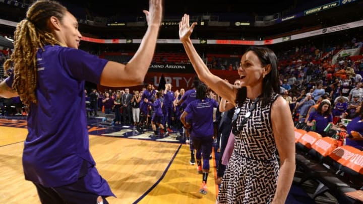 PHOENIX, AZ - SEPTEMBER 2: Brittney Griner #42 of the Phoenix Mercury high-fives Head Coach Sandy Brondello during Game Four of the 2018 WNBA Semifinals on September 02, 2018 at Talking Stick Resort Arena in Phoenix, AZ. NOTE TO USER: User expressly acknowledges and agrees that, by downloading and or using this photograph, User is consenting to the terms and conditions of the Getty Images License Agreement. Mandatory Copyright Notice: Copyright 2018 NBAE (Photo by Barry Gossage/NBAE via Getty Images)