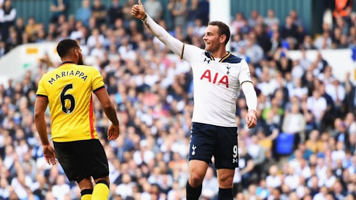 LONDON, ENGLAND - APRIL 08: Vincent Janssen of Tttenham Hotspur gives his team mates a thumbs up during the Premier League match between Tottenham Hotspur and Watford at White Hart Lane on April 8, 2017 in London, England. (Photo by Michael Regan/Getty Images)