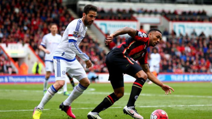 BOURNEMOUTH, ENGLAND - APRIL 23: Callum Wilson of Bournemouth is closed down by Cesc Fabregas of Chelsea during the Barclays Premier League match between A.F.C. Bournemouth and Chelsea at the Vitality Stadium on April 23, 2016 in Bournemouth, United Kingdom. (Photo by Steve Bardens/Getty Images)