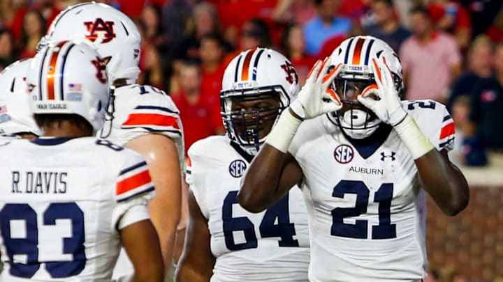 OXFORD, MS - OCTOBER 29: Running back Kerryon Johnson