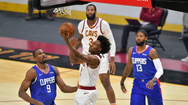 Cleveland Cavaliers guard Collin Sexton shoots the ball on the interior. (Photo by Jason Miller/Getty Images)