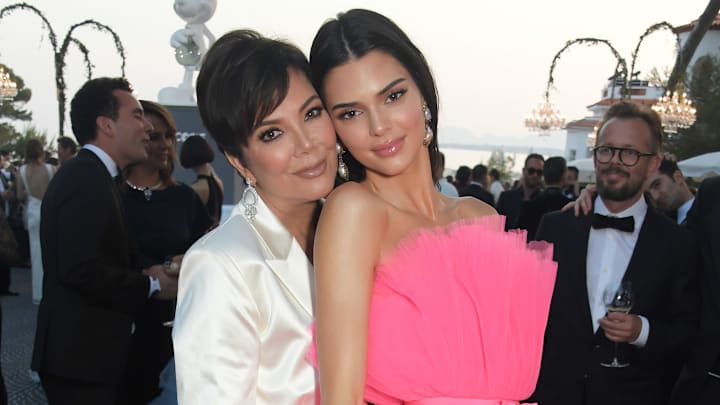 Kris Jenner apoyó a su hija Kendall para hacer la fiesta de Halloween por sus 25 años. 