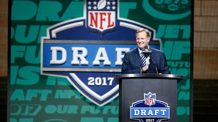 PHILADELPHIA, PA - APRIL 27: Commissioner of the National Football League Roger Goodell speaks during the first round of the 2017 NFL Draft at the Philadelphia Museum of Art on April 27, 2017 in Philadelphia, Pennsylvania. (Photo by Jeff Zelevansky/Getty Images)