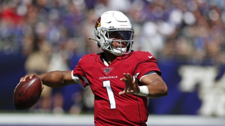 BALTIMORE, MARYLAND - SEPTEMBER 15: Quarterback Kyler Murray #1 of the Arizona Cardinals throws the ball against the Baltimore Ravens during the first half at M&T Bank Stadium on September 15, 2019 in Baltimore, Maryland. (Photo by Todd Olszewski/Getty Images)