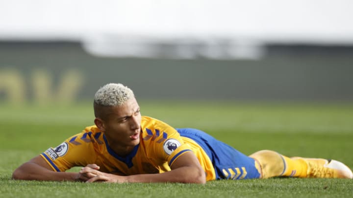 LONDON, ENGLAND - NOVEMBER 22: Richarlison of Everton looks on during the Premier League match between Fulham and Everton at Craven Cottage on November 22, 2020 in London, England. Sporting stadiums around the UK remain under strict restrictions due to the Coronavirus Pandemic as Government social distancing laws prohibit fans inside venues resulting in games being played behind closed doors. (Photo by John Sibley - Pool/Getty Images)