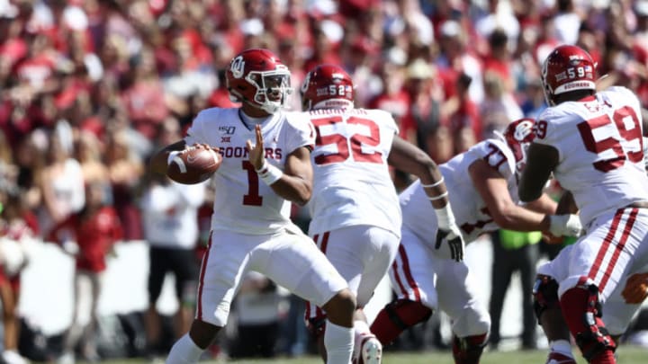 DALLAS, TEXAS - OCTOBER 12: Jalen Hurts #1 of the Oklahoma Sooners during the 2019 AT&T Red River Showdown at Cotton Bowl on October 12, 2019 in Dallas, Texas. (Photo by Ronald Martinez/Getty Images)