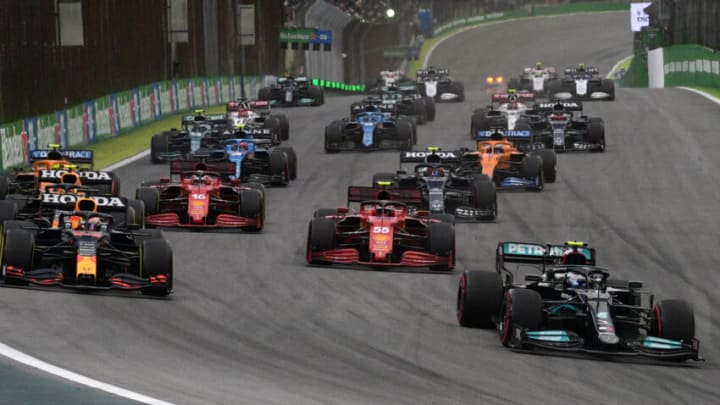 Max Verstappen, Red Bull, Valtteri Bottas, Mercedes, Formula 1 (Photo by CARL DE SOUZA/AFP via Getty Images)