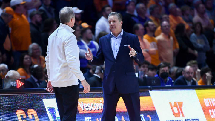 Tennessee head coach Rick Barnes and Kentucky head coach John Calipari meet as the NCAA college basketball game between the Kentucky Wildcats and Tennessee Volunteers comes to an end in Knoxville, Tenn. on Tuesday, February 15, 2022.Px Uthoops KentuckySyndication The Knoxville News Sentinel