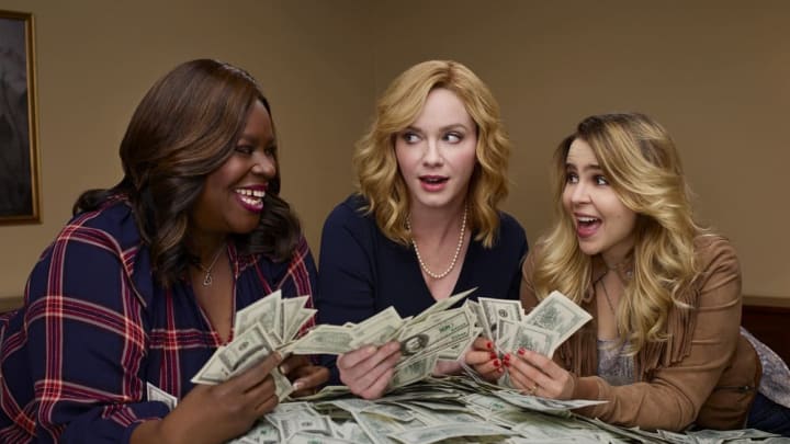 GOOD GIRLS — Season: 1 — Pictured: (l-r) Retta as Ruby Hill, Christina Hendricks as Beth Boland, Mae Whitman as Annie Marks — (Photo by: Danielle Levitt/NBC)
