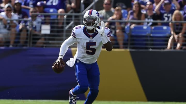 Sep 11, 2016; Baltimore, MD, USA; Buffalo Bills quarterback Tyrod Taylor (5) scrambles during the fourth quarter against the Baltimore Ravens at M&T Bank Stadium. The Ravens won 13-7. Mandatory Credit: Tommy Gilligan-USA TODAY Sports