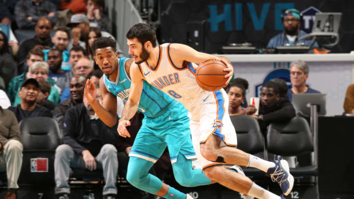 CHARLOTTE, NC - JANUARY 13: Alex Abrines #8 of the Oklahoma City Thunder drives to the basket against Malik Monk #1 of the Charlotte Hornets on January 13, 2018 at Spectrum Center in Charlotte, North Carolina. NOTE TO USER: User expressly acknowledges and agrees that, by downloading and or using this photograph, User is consenting to the terms and conditions of the Getty Images License Agreement. Mandatory Copyright Notice: Copyright 2018 NBAE (Photo by Kent Smith/NBAE via Getty Images)