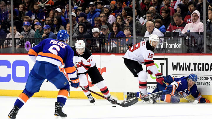 New Jersey Devils vs. New York Islanders (Photo by Sarah Stier/Getty Images)