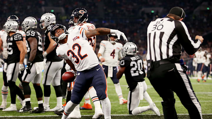 LONDON, ENGLAND – OCTOBER 06: David Montgomery #32 of the Chicago Bears celebrates after rushing in his team’s first touchdown during the match between the Chicago Bears and Oakland Raiders at Tottenham Hotspur Stadium on October 06, 2019 in London, England. (Photo by Jack Thomas/Getty Images)