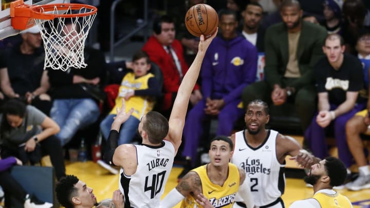 LOS ANGELES, CA – DECEMBER 25: Ivica Zubac #40 of the LA Clippers shoots the ball against the Los Angeles Lakers on December 25, 2019 at STAPLES Center in Los Angeles, California. NOTE TO USER: User expressly acknowledges and agrees that, by downloading and/or using this Photograph, user is consenting to the terms and conditions of the Getty Images License Agreement. Mandatory Copyright Notice: Copyright 2019 NBAE (Photo by Chris Elise/NBAE via Getty Images)