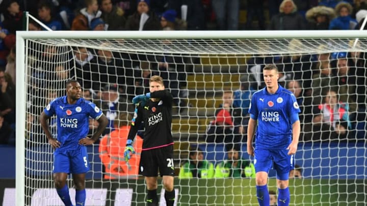 LEICESTER, ENGLAND - NOVEMBER 06: Wes Morgan (L) Ron-Robert Zieler (C) and Robert Huth of Leicester City look on after conceding their second goal during the Premier League match between Leicester City and West Bromwich Albion at The King Power Stadium on November 6, 2016 in Leicester, England. (Photo by Michael Regan/Getty Images)