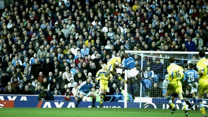 9 Jan 2000: Leeds United on the attack during the FA Cup Fourth Round match against Manchester City played at Maine Road in Manchester, England. The game finished in a 5-2 win for Leeds. Mandatory Credit: Ben Radford /Allsport