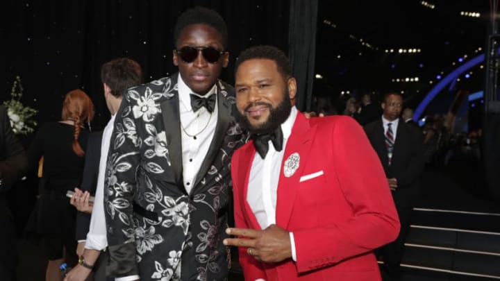 SANTA MONICA, CA - JUNE 25: Victor Oladipo #4 of the Indiana Pacers and Anthony Anderson pose for a photo at the NBA Awards Show on June 25, 2018 at the Barker Hangar in Santa Monica, California. NOTE TO USER: User expressly acknowledges and agrees that, by downloading and/or using this photograph, user is consenting to the terms and conditions of the Getty Images License Agreement. Mandatory Copyright Notice: Copyright 2018 NBAE (Photo by Will Navarro/NBAE via Getty Images)