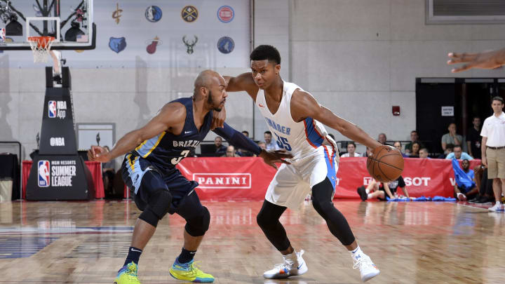 LAS VEGAS, NV – JULY 12: PJ Dozier #35 of the Oklahoma City Thunder handles the ball against the Memphis Grizzlies during the 2018 Las Vegas Summer League on July 12, 2018 at the Cox Pavilion in Las Vegas, Nevada. Copyright 2018 NBAE (Photo by David Dow/NBAE via Getty Images)