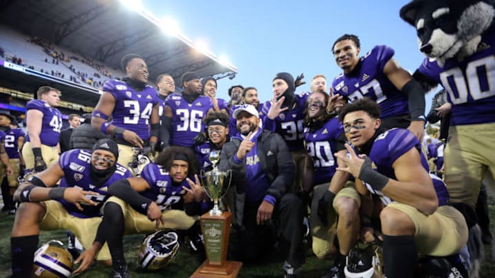 SEATTLE, WASHINGTON - NOVEMBER 29: Washington Huskies Defensive Coordinator Jimmy Lake (Photo by Abbie Parr/Getty Images)
