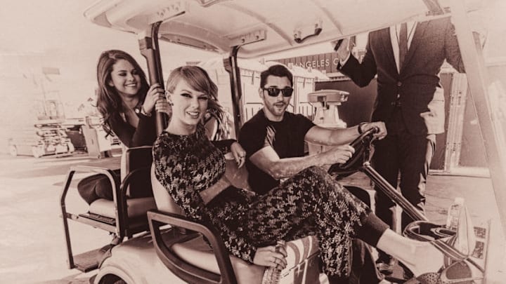 LOS ANGELES, CA - AUGUST 30: (EDITORS NOTE: This image has been altered using digital filters.) Actress/singer Selena Gomez (L) and recording artist Taylor Swift attend the 2015 MTV Video Music Awards at Microsoft Theater on August 30, 2015 in Los Angeles, California. (Photo by Christopher Polk/Getty Images)