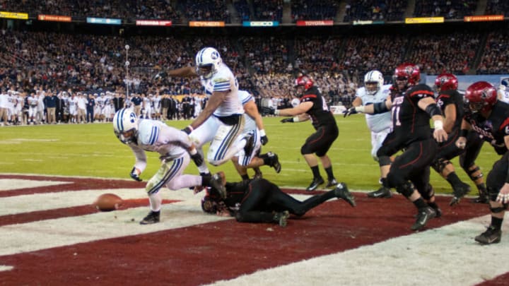 SAN DIEGO, CA - DECEMBER 20: Kyle Van Noy #3 of the BYU Cougars recovers a fumble scoring a touchdown after sacking the qurterback in the second half of the game against the San Diego State Aztecs in the Poinsettia Bowl at Qualcomm Stadium on December 20, 2012 in San Diego, California. (Photo by Kent C. Horner/Getty Images)