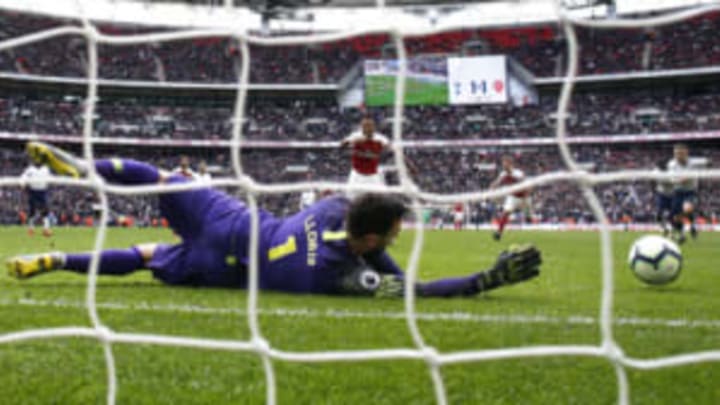 LONDON, ENGLAND – MARCH 02: Pierre-Emerick Aubameyang of Arsenal has his penalty saved by Hugo Lloris of Tottenham during the Premier League match between Tottenham Hotspur and Arsenal FC at Wembley Stadium on March 02, 2019 in London, United Kingdom. (Photo by Julian Finney/Getty Images)