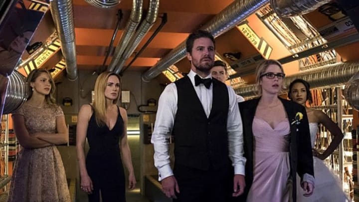 Arrow -- "Crisis on Earth-X, Part 2" -- Photo: Katie Yu/The CW -- Acquired via CW TV PR