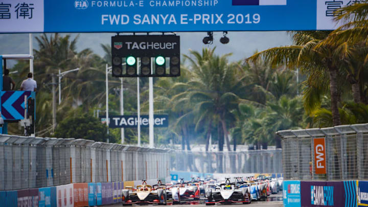 HAINAN, CHINA - MARCH 23: Cars lined up on the grid for the start with Oliver Rowland (GBR), Nissan e.Dams, Nissan IMO1, and Jean-Eric Vergne (FRA), DS TECHEETAH, DS E-Tense FE19, on the front Oliver Rowland (GBR), Nissan e.Dams, Nissan IMO1 during the Formula-E Race on March 23, 2019 in Hainan, China. (Photo by Andrew Ferraro/FIA ABB Formula E Handout via Getty Images)