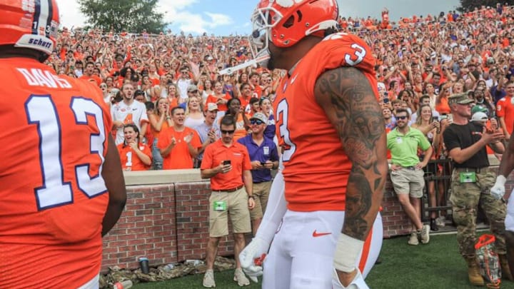 Clemson defensive end Xavier Thomas (3) and teammates get fans louder before the game with Georgia Tech in Clemson, S.C., September 18, 2021.Ncaa Football Georgia Tech At Clemson