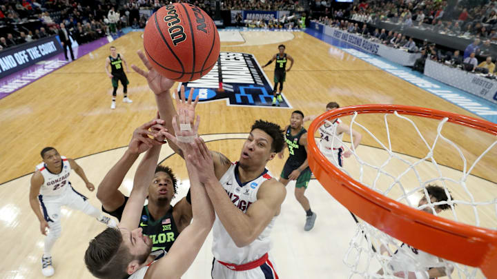 SALT LAKE CITY, UTAH – MARCH 23: Brandon Clarke #15 of the Gonzaga Bulldogs and Killian Tillie #33 of the Gonzaga Bulldogs rebound the ball against Freddie Gillespie #33 of the Baylor Bears in the first half of the Second Round of the NCAA Basketball Tournament at Vivint Smart Home Arena on March 23, 2019 in Salt Lake City, Utah. (Photo by Tom Pennington/Getty Images)