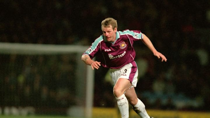 13 Jan 2001: Stuart Pearce of West Ham United on the ball against Sunderland during the FA Carling Premiership match at Upton Park in London. Sunderland won 2-0. \ Mandatory Credit: Mark Thompson /Allsport