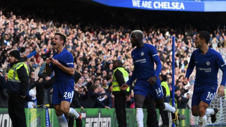 LONDON, ENGLAND - OCTOBER 21: Cesar Azpilicueta of Chelsea celebrates scoring the 3rd Chelsea goal with Tiemoue Bakayoko of Chelsea and Pedro of Chelsea during the Premier League match between Chelsea and Watford at Stamford Bridge on October 21, 2017 in London, England. (Photo by David Ramos/Getty Images)