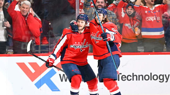 Nic Dowd, Carl Hagelin, Washington Capitals Mandatory Credit: Brad Mills-USA TODAY Sports