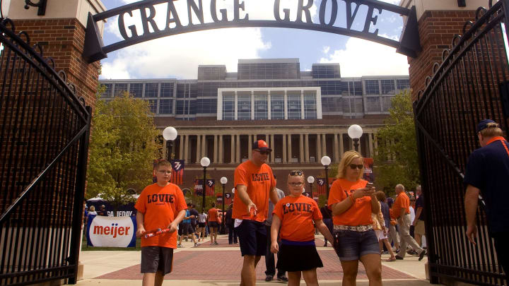 Illinois football