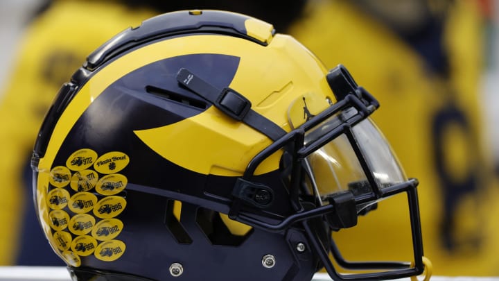 Ranking college football s 10 best helmets