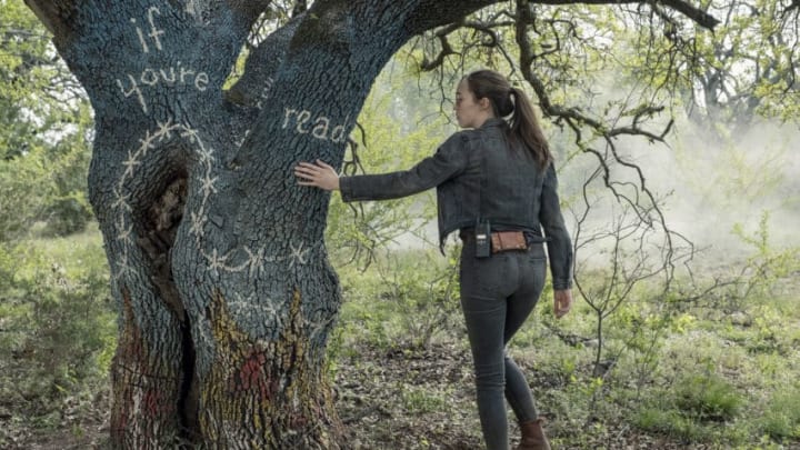 Alycia Debnam-Carey as Alicia Clark - Fear the Walking Dead _ Season 5, Episode 9 - Photo Credit: Van Redin/AMC