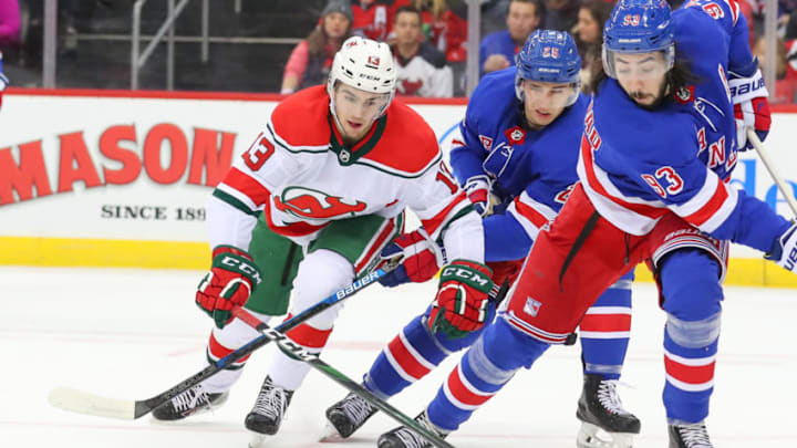 New York Rangers go in search of spoils against Devils
