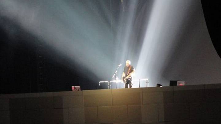 Pink Floyd's Dave Gilmour performs during "The Wall Live" at London's O2 Arena in 2011. (Photo by Phil Guest from Bournemouth, United Kingdom/This file is licensed under the Creative Commons Attribution-Share Alike 2.0 Generic license.)