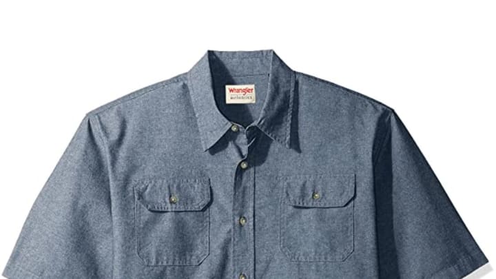 Wrangler Men’s Classic Woven Shirt / Amazon